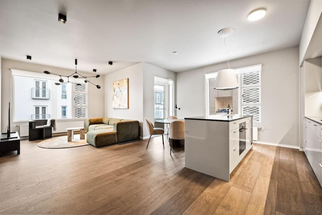 Private Lux 2Br & 2Ba City Center With Free Parking เรคยาวิก ภายนอก รูปภาพ