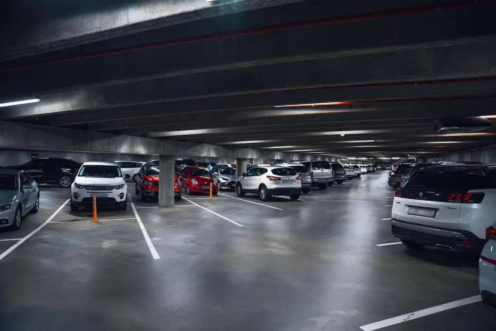 Private Lux 2Br & 2Ba City Center With Free Parking เรคยาวิก ภายนอก รูปภาพ